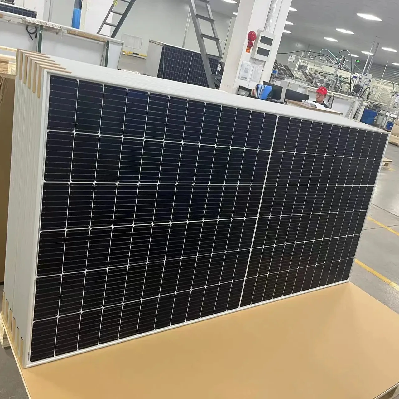 Jinko Tiger Neo Solar Panels - 550W to 600W Bifacial Power