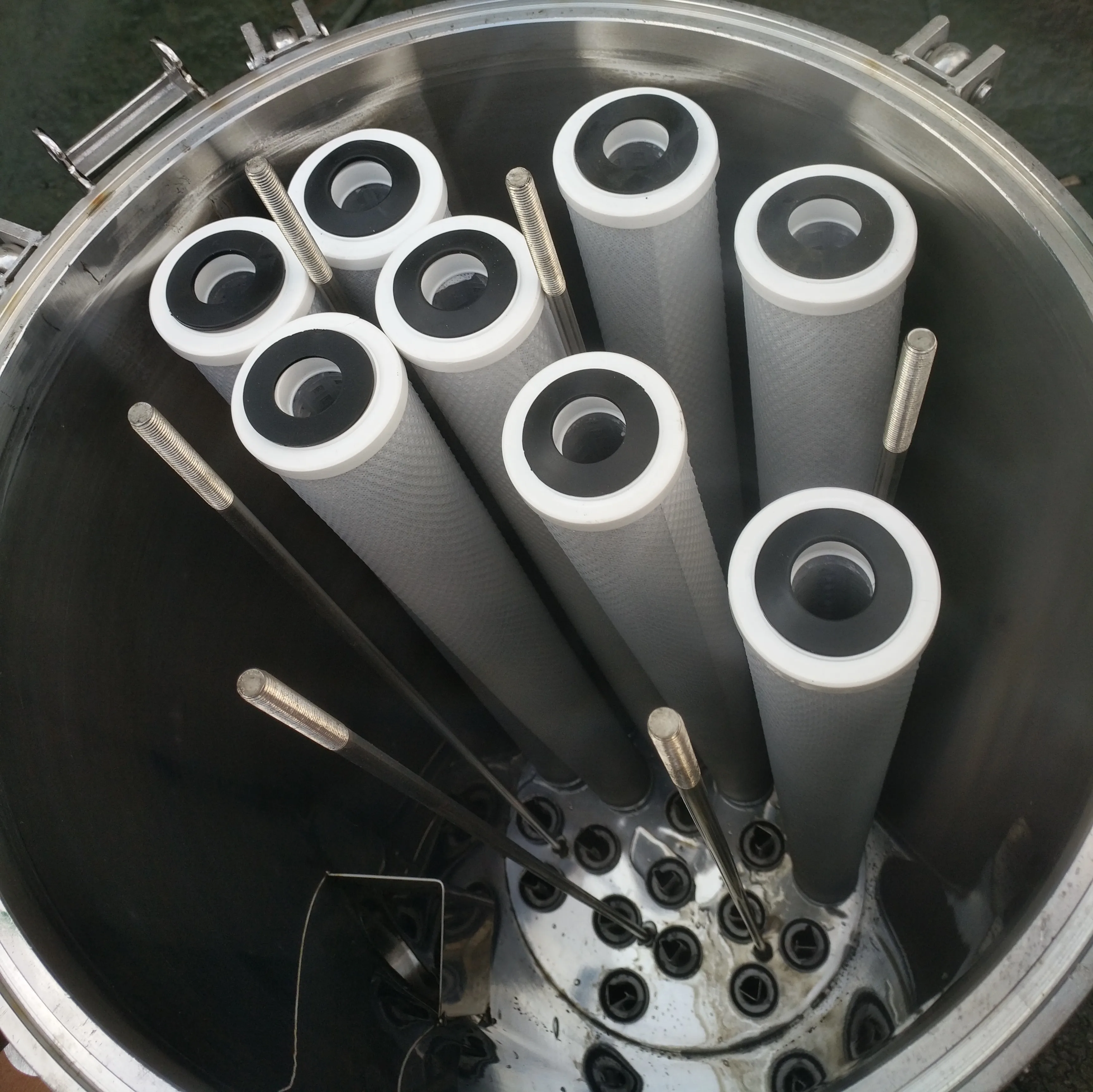 不锈钢滤芯滤油器外壳,不锈钢过滤器高压容器,多滤芯不锈钢过滤器外壳