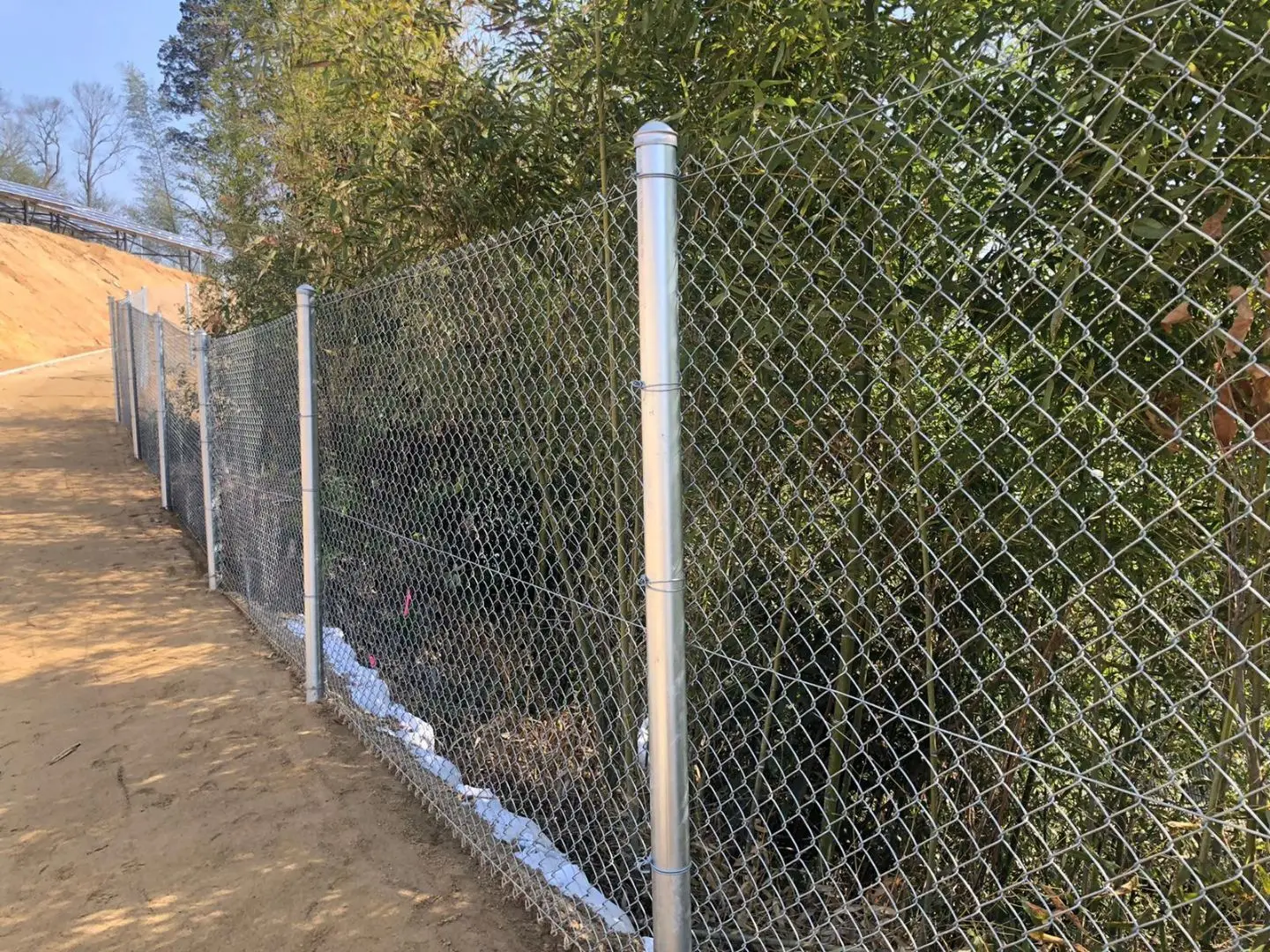 6ft 8ft Height Factory Supply Hot Dipped Galvanized Iron Wire Chain