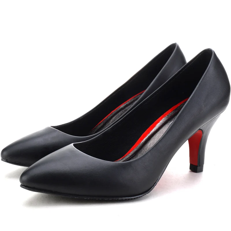 Туфли Christian louboutin Black. Черные лодочки Эконика. Туфли Кристиан диор. Эконика туфли черные лодочки.