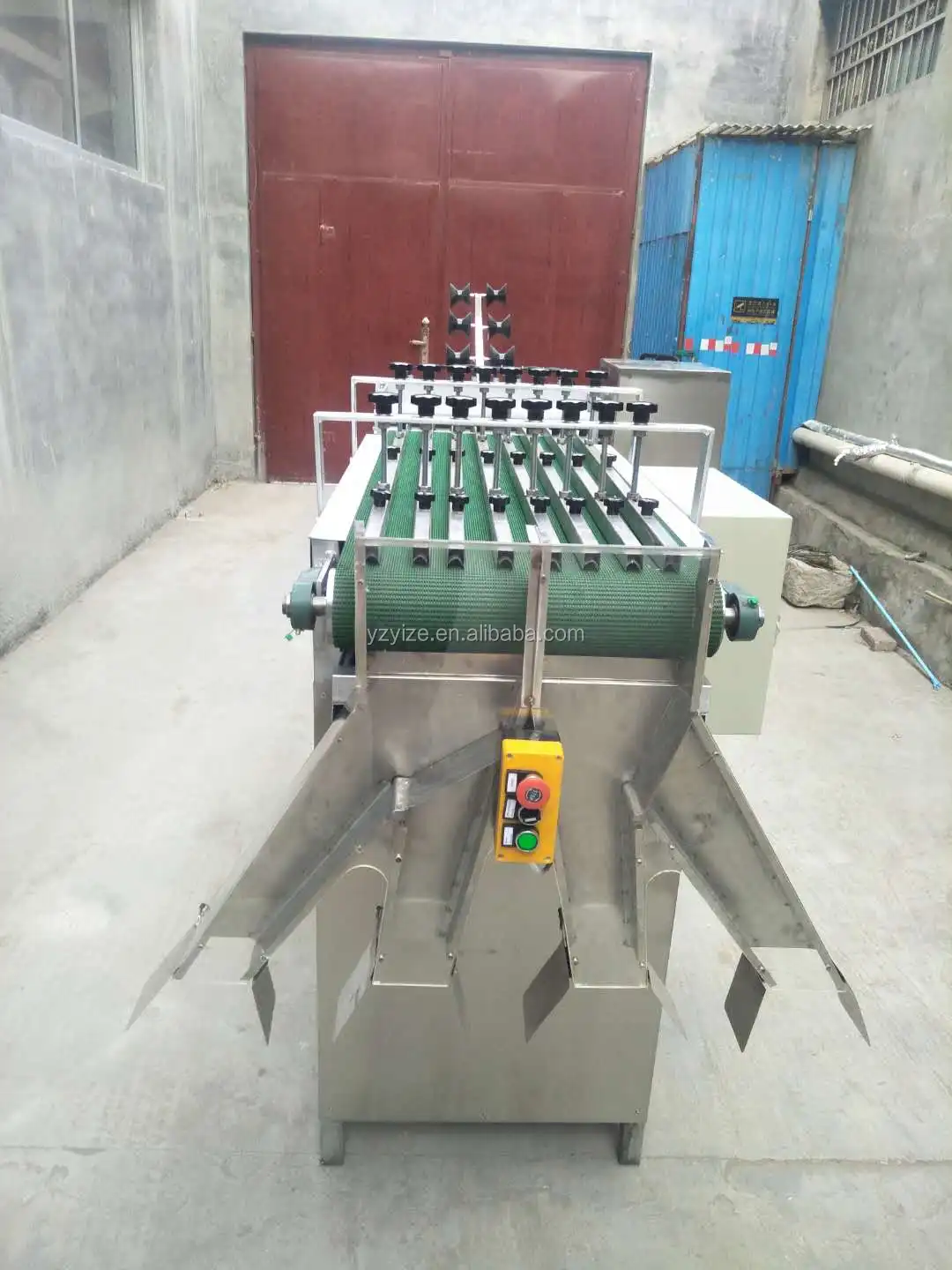 Absorbent Surgical Cotton Ball Making Machine Alcohol Swab Tampon Ball