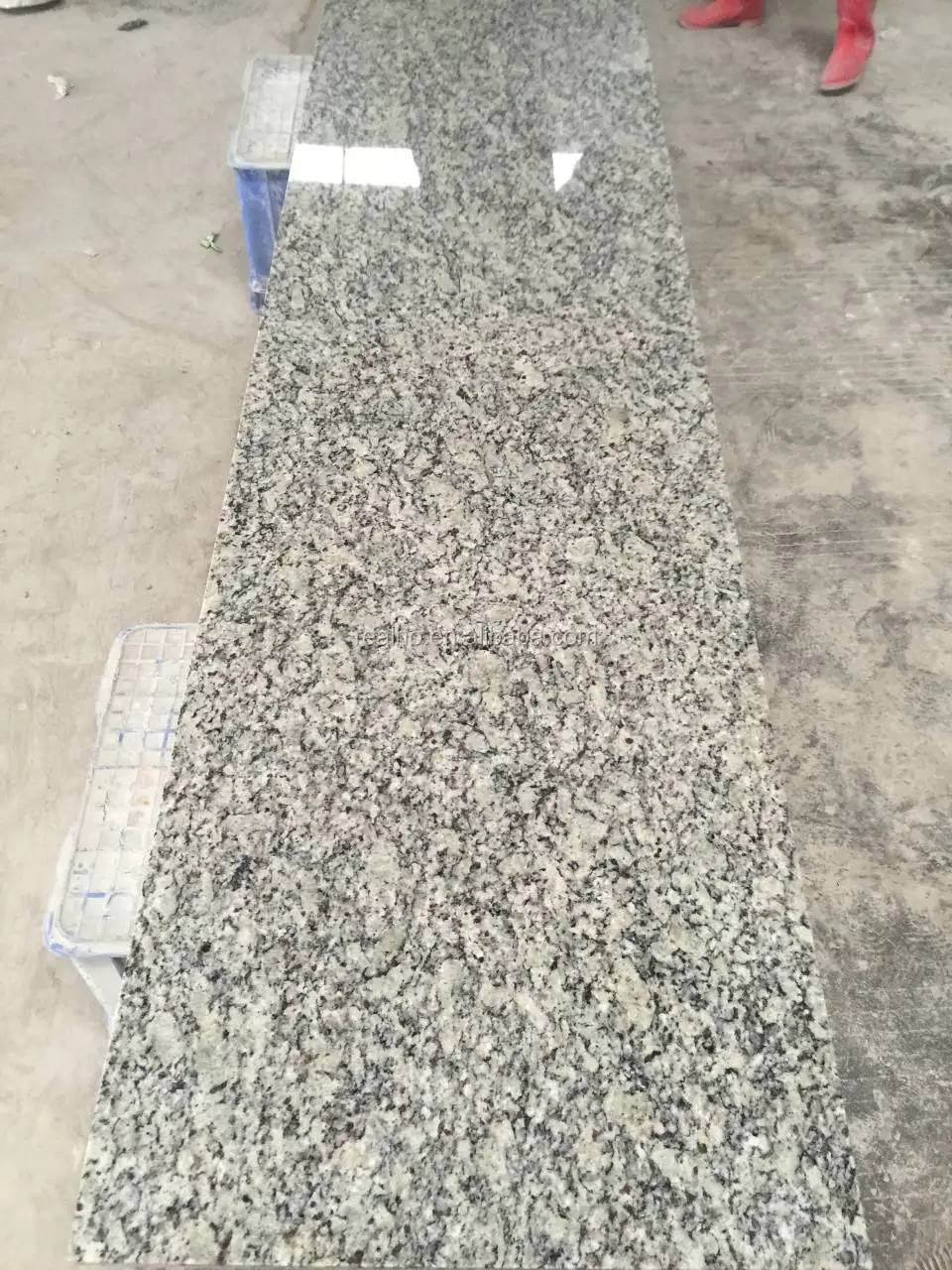 Ashen White Granite Countertop With Cost Per Square Foot And Sealer