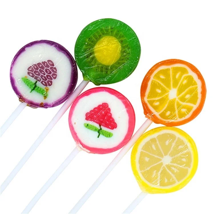 карамель с начинкой фруктового вкуса. круглые сосательные конфеты. конфеты леденцы. карамель петруша фрукты ягоды 25г. карамель леденцы.