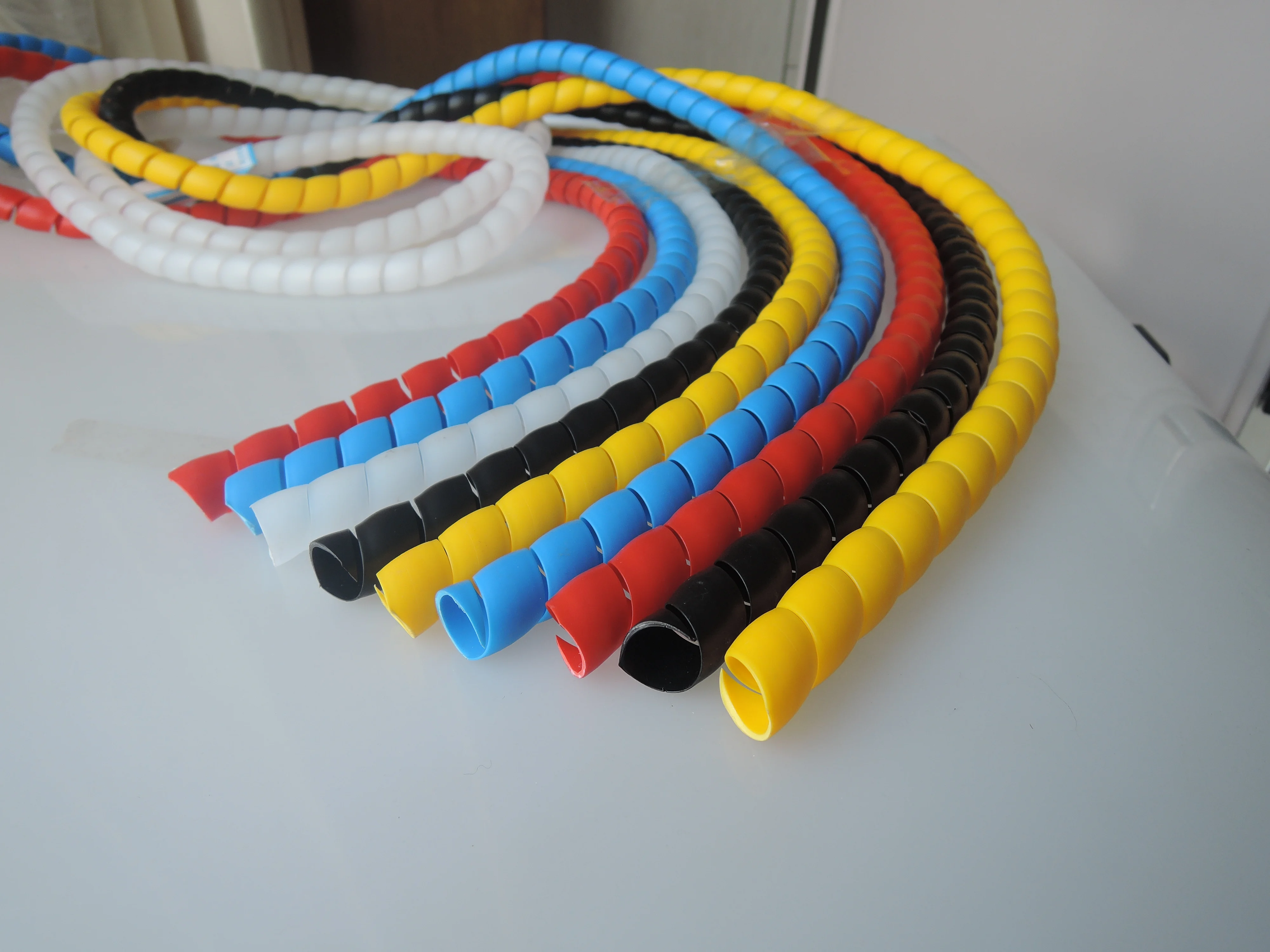 用于液压软管的 sinopulse 螺旋保护套 pp 塑料软管护罩 - buy spiral