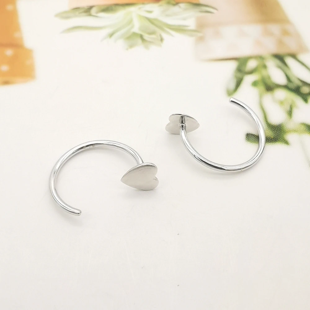 Fancy Korean Cuff Bracelet main image 1