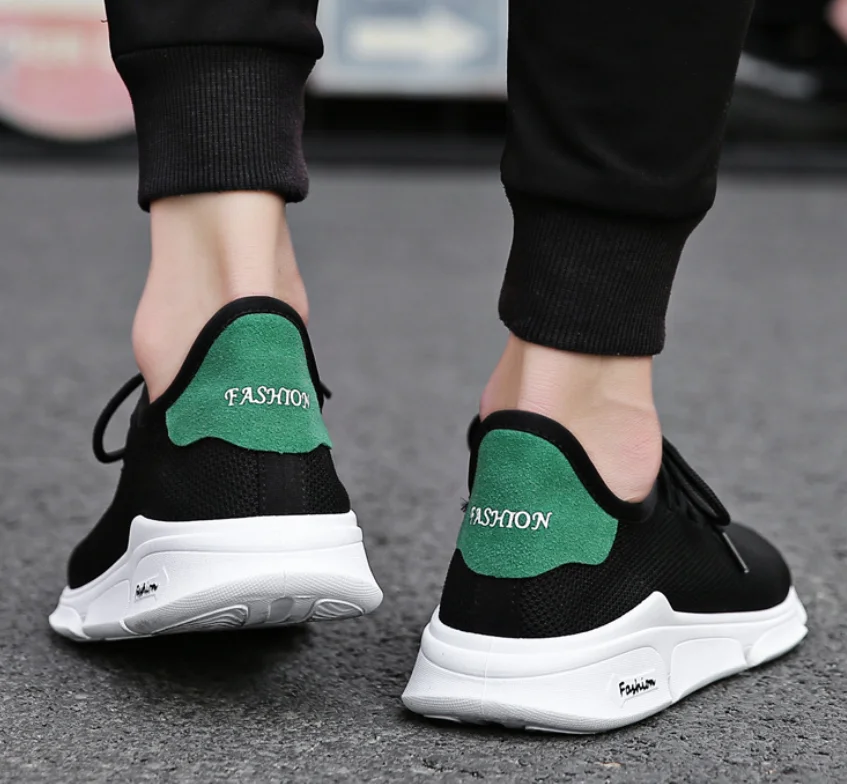 sport shoes flat