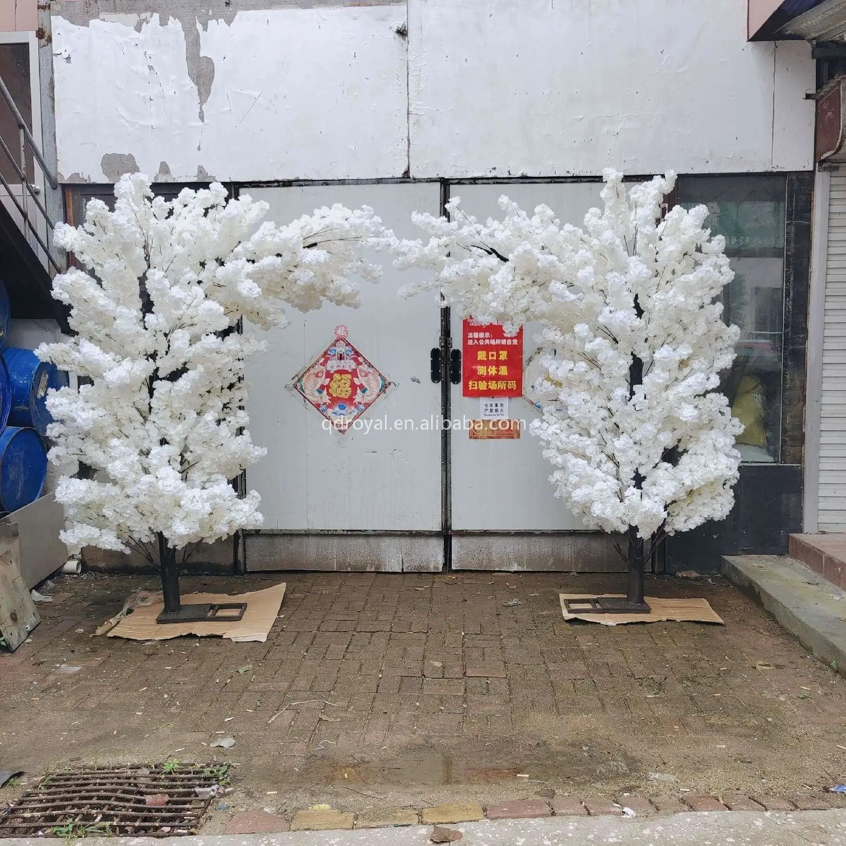 New Pink Indoor Tree Trunk Dense Tree Artificial Plants Wedding Table