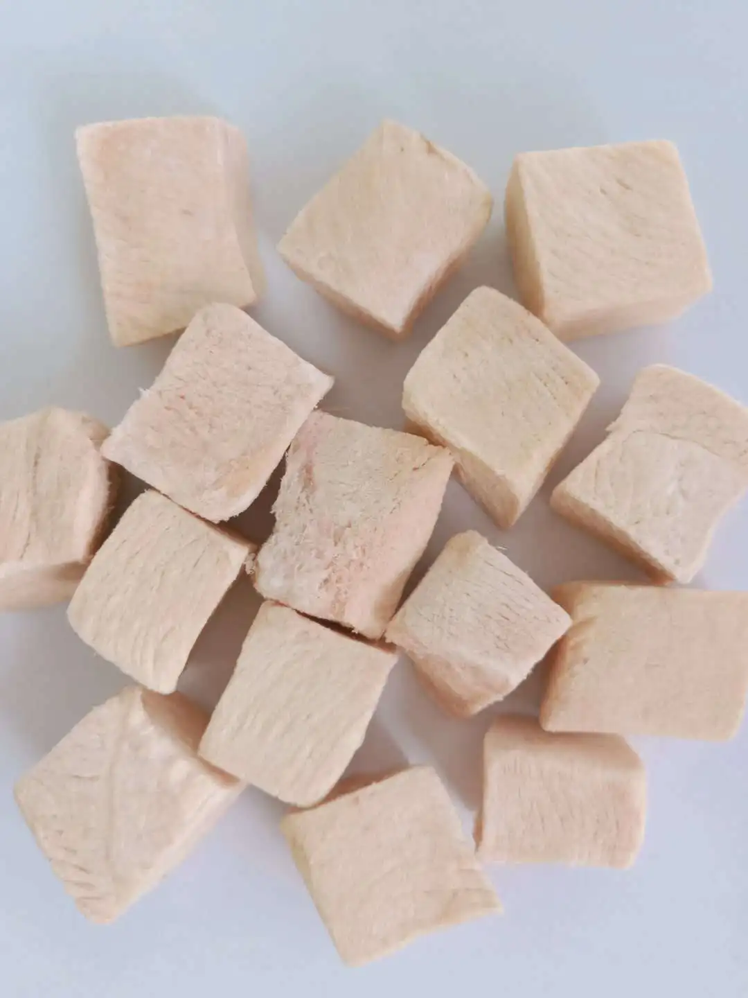 Freeze-Dried Chicken Pet Snacks for Cats and Dogs Made in Shandong for Small & Medium-Sized Dogs details