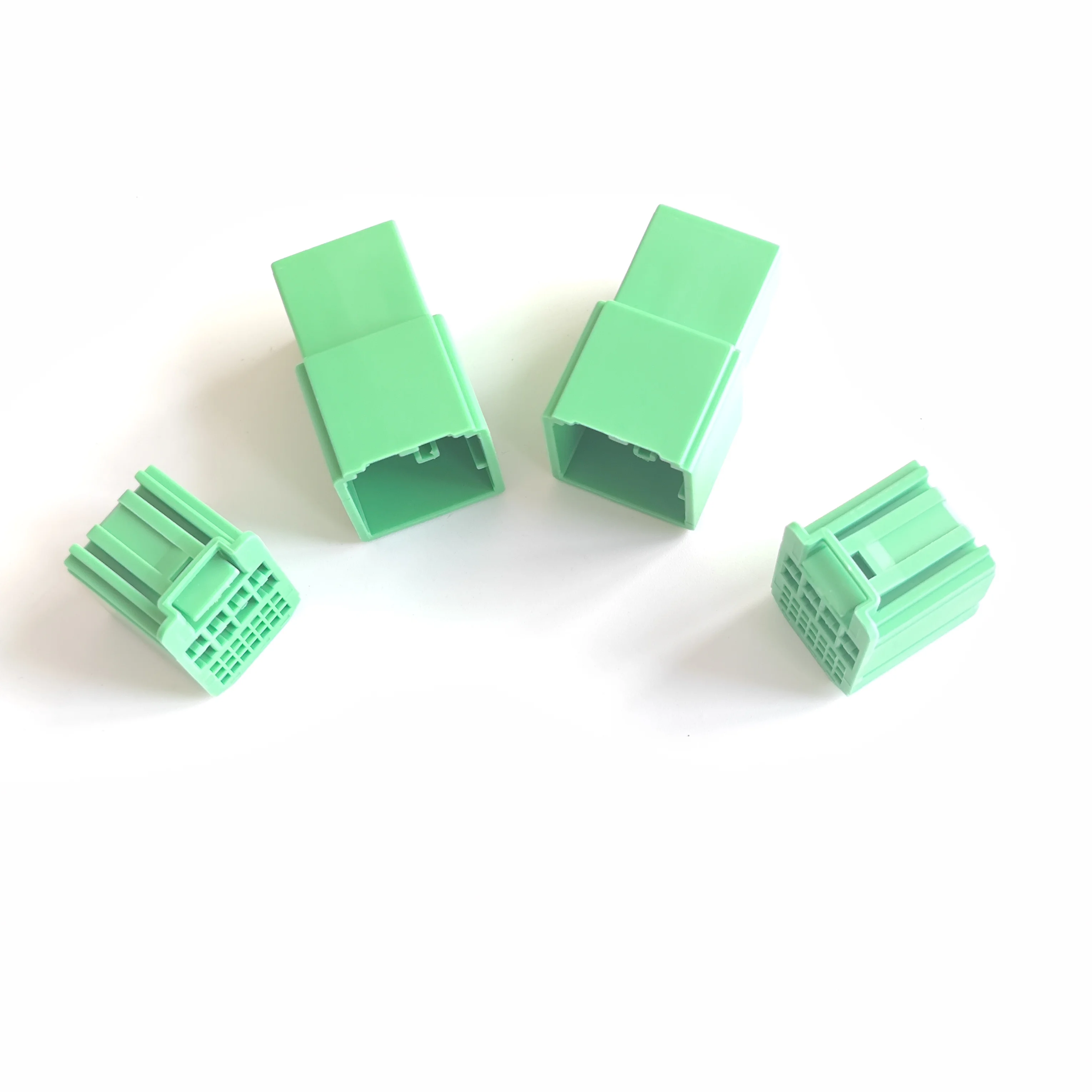 Wholesale Molex 28 Pin Automotive Crimping Housing Wiretoboard Signal