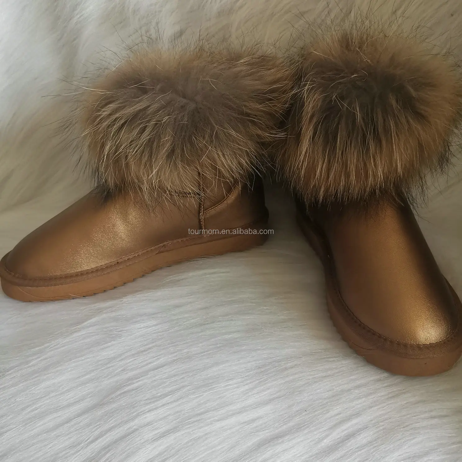 golden fur boot  (5).jpg
