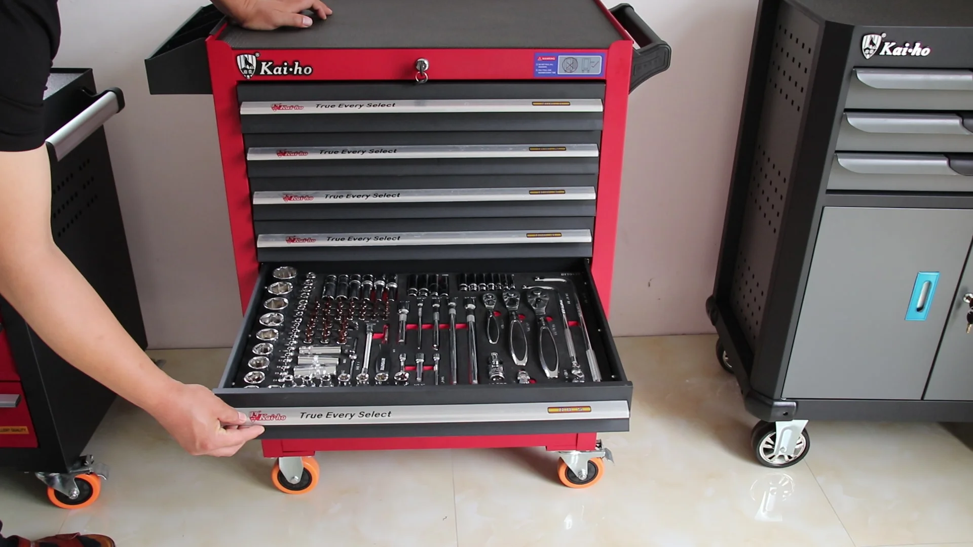 Auto Repair Tool Trolley Garage Use 250pcs Metal Tool Tool Box