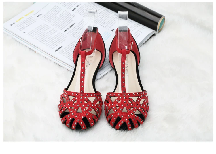 flat sandals for ladies pictures