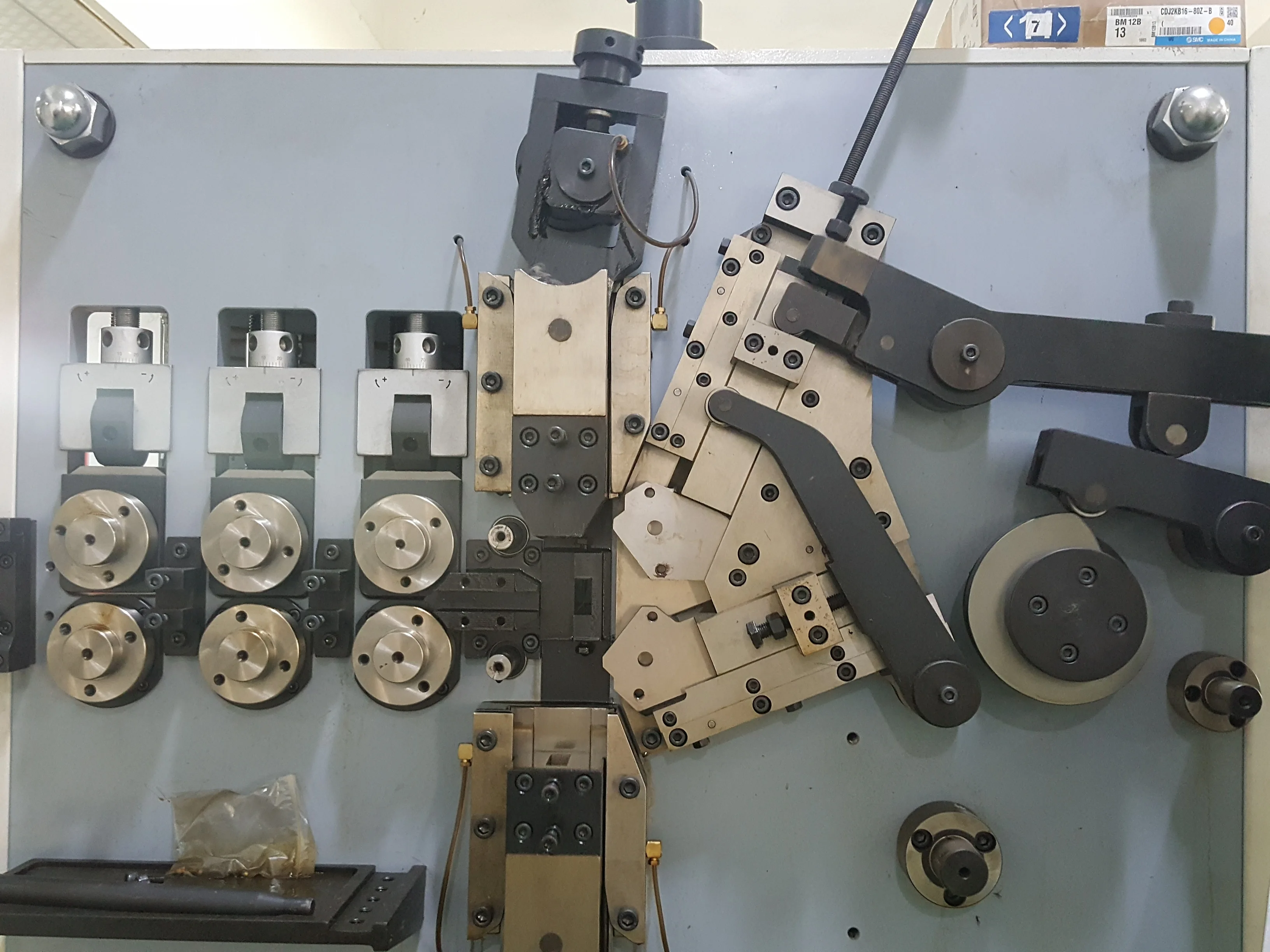 自动压笔弹簧成型机弹簧卷取机 2-4毫米 5 轴弹簧机