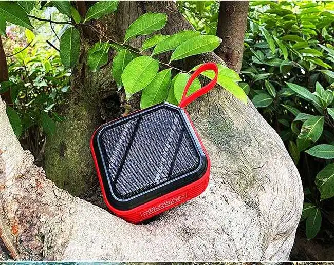 8W Outdoor IPX7 Waterproof Bluetooth Speakers (W04)