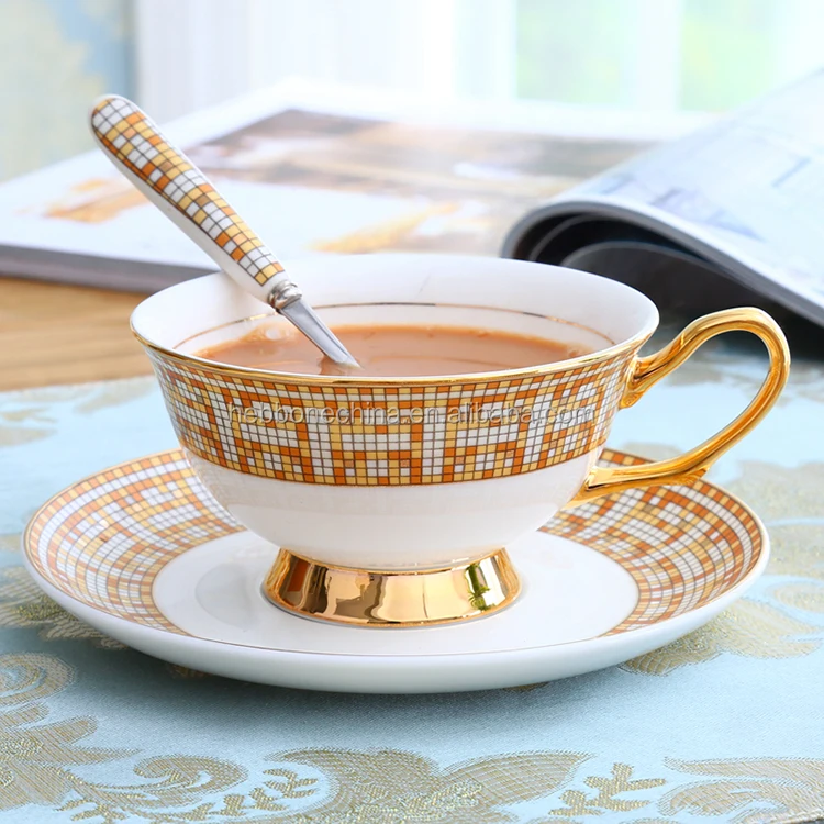 cup and saucer style8-1