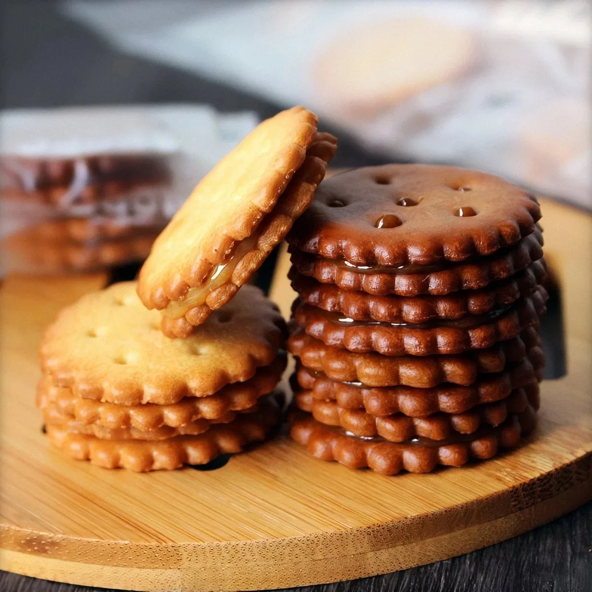 delicious brown sugar flavored round biscuits for sale