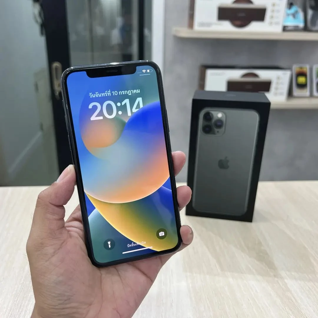 are there fake iphones