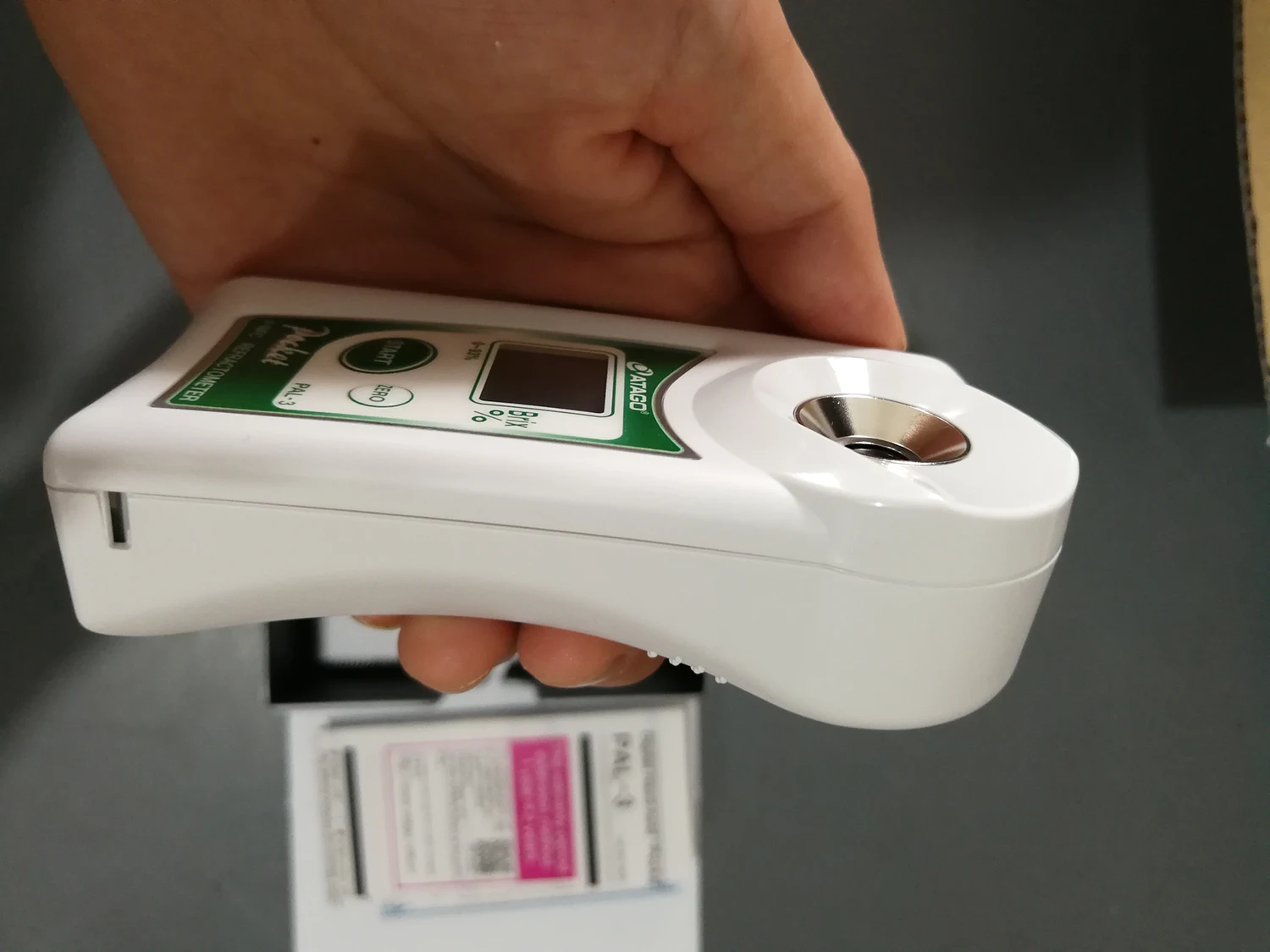 PAL-Urea Digital Atago refractometer (polarimeter) hand held "Pocket" auto refractometer 0-55% 0.3%