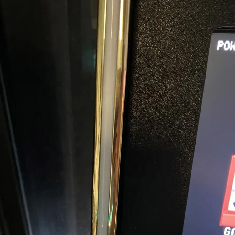 Chrome T molding 1.jpg