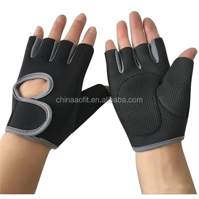 sports gloves 3 (5).jpg