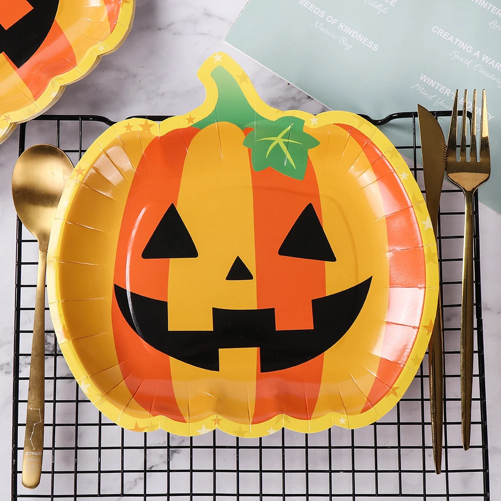 Halloween Plates Pumpkin Shaped Paper Plates Disposable for Halloween Decorations for Supplies Halloween Party Supplies Favor factory