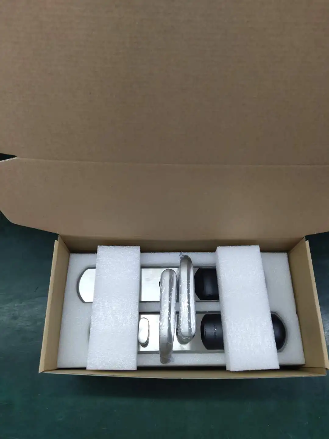 Customize Battery Powered Remote Opening Electronic Hotel Office Reader Card Door Lock RFID Smart Lock Key Home - ANKUX.COM