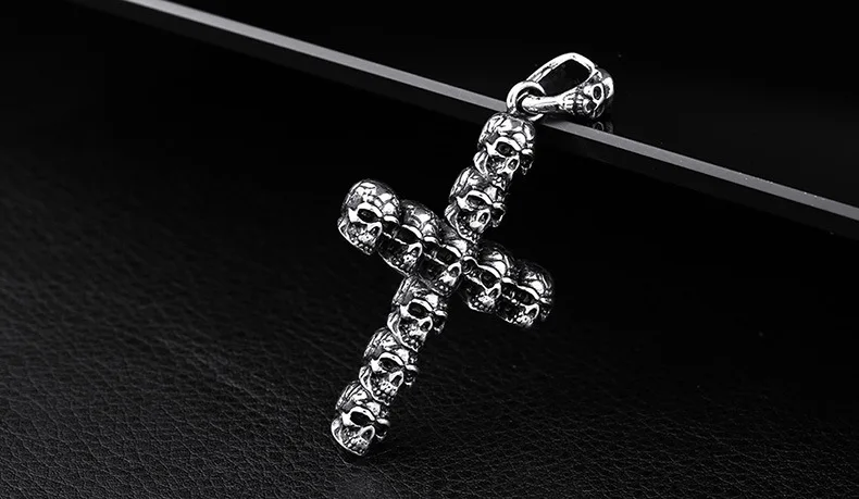 product-Cross with delicate engraved skull bead necklace single strand-BEYALY-img-1