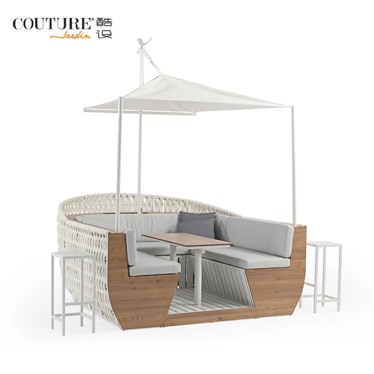 Couture Jardin Cruise Outdoor Sofa Rattan Furniture Outdoor Garden Sofa Bed Garden Sofas Round