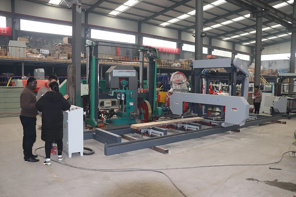 Large Horizontal Wood Bandsaw Electric Sawmill For Wood Cutting Used