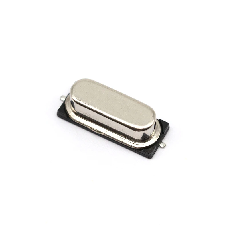 100PCS Oscillatore a Cristallo 49SMD HC-49S 3.579545MHZ