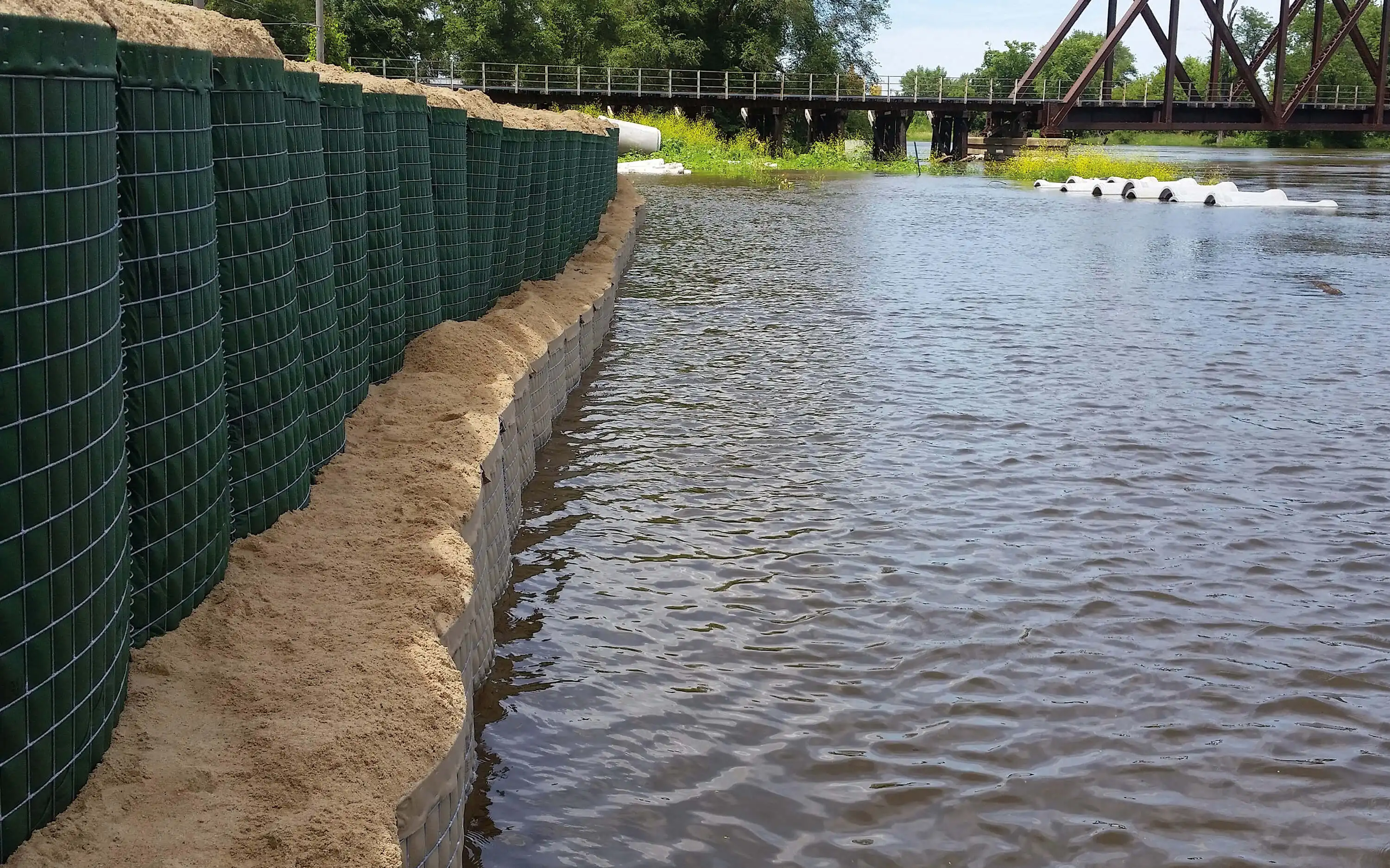 重型镀锌铁丝军事沙墙hesco防御屏障