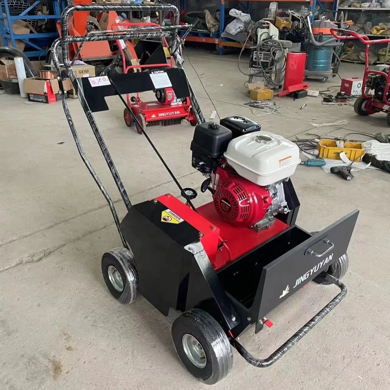 Lawn Root Cutting Grass Fertilizing Seeder Turf Comb Machine With