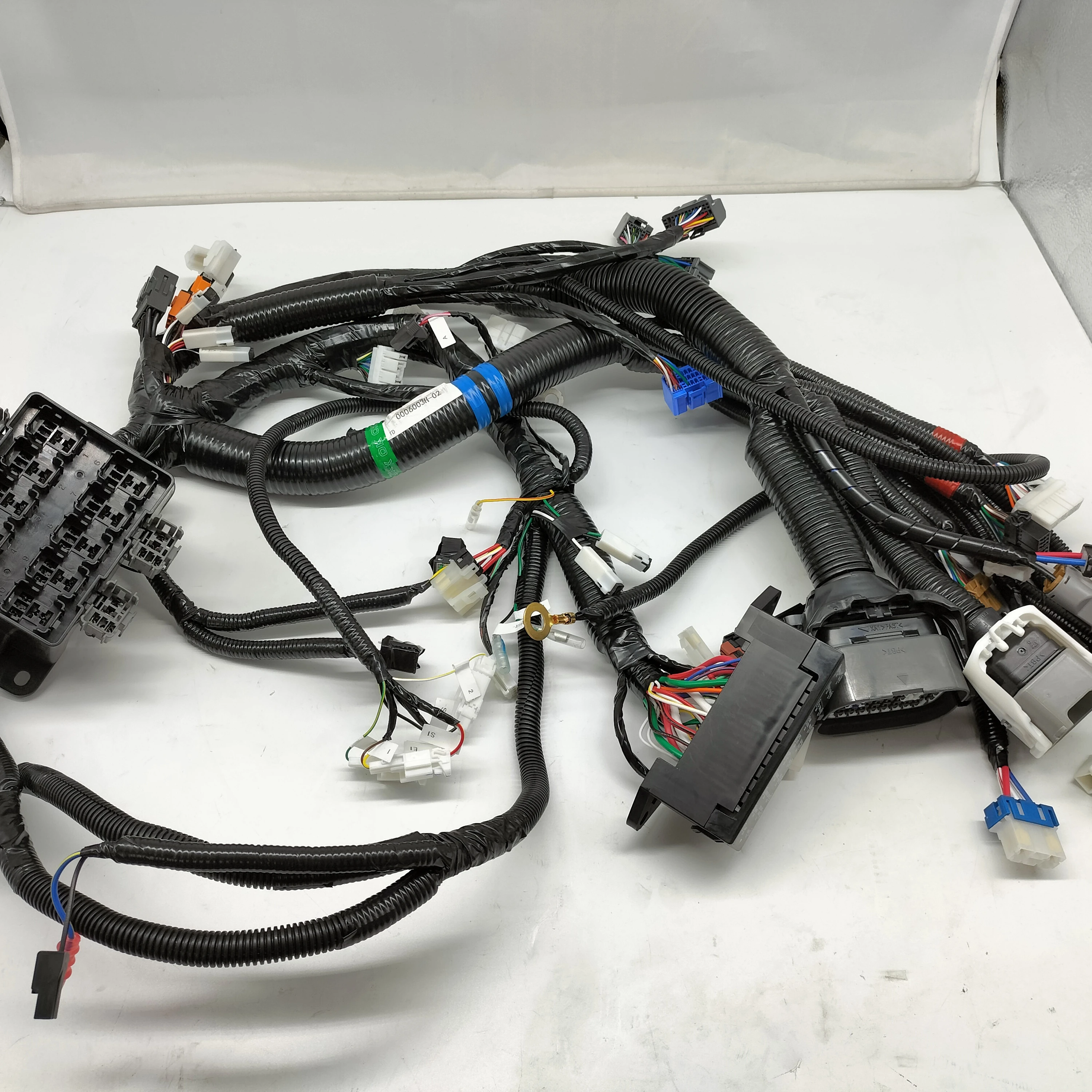 0006003H-02 0006003 4HK1 Excavator Wiring Harness ZAX200-3 ZX240-3