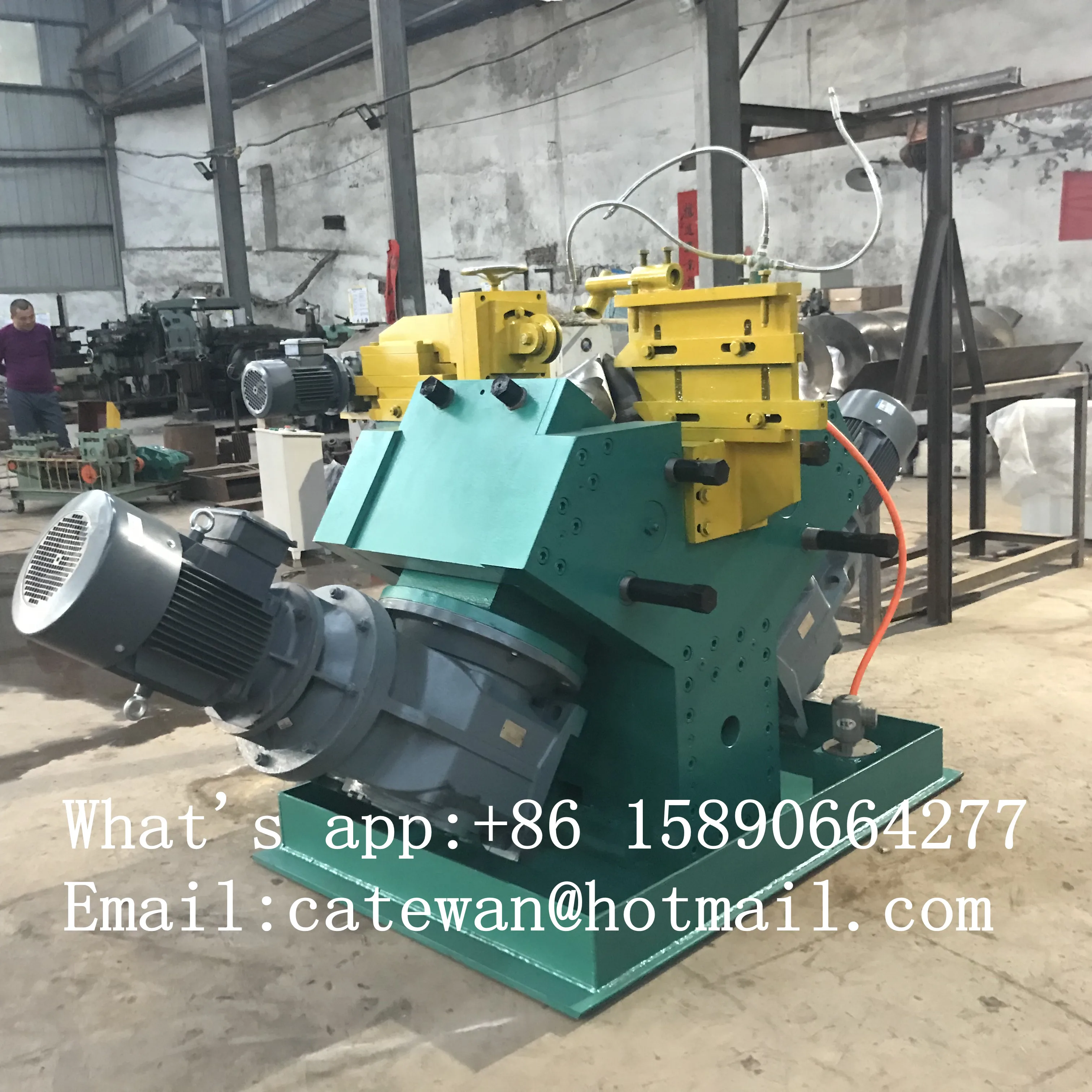 Helix Spiral Making Conveyor Screw Blade Machine - Buy Conveyor Screw ...