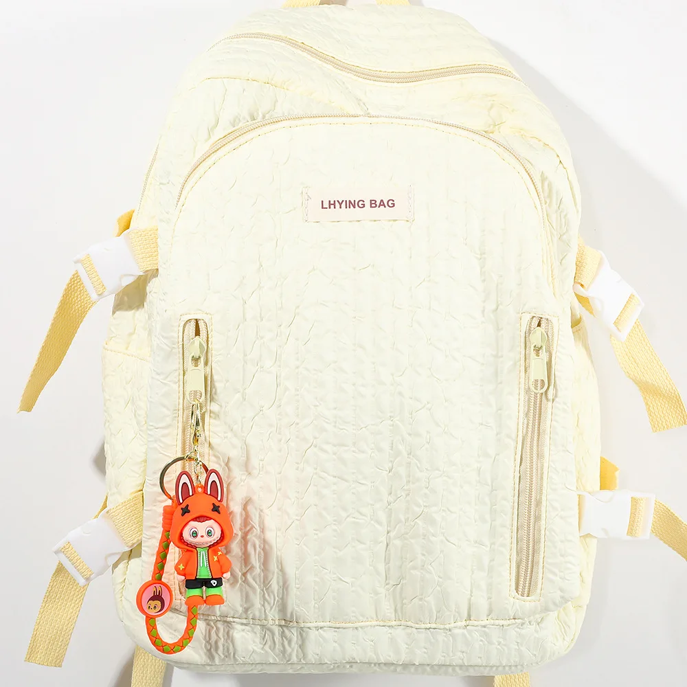 Labubu Cartoon Buck Teeth Silicone Keychain 3D PVC Metal Schoolbag Pendant Small Gift for Car Key Chain Wholesale Available