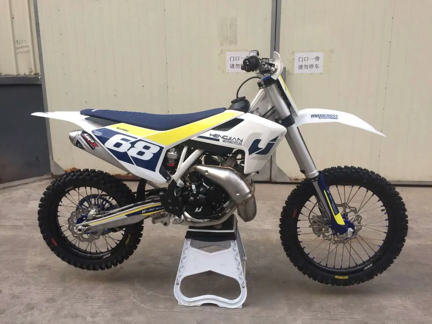 2 Stroke Engine Race Bike Dirt Bike 250cc - Buy 2 Stroke ...