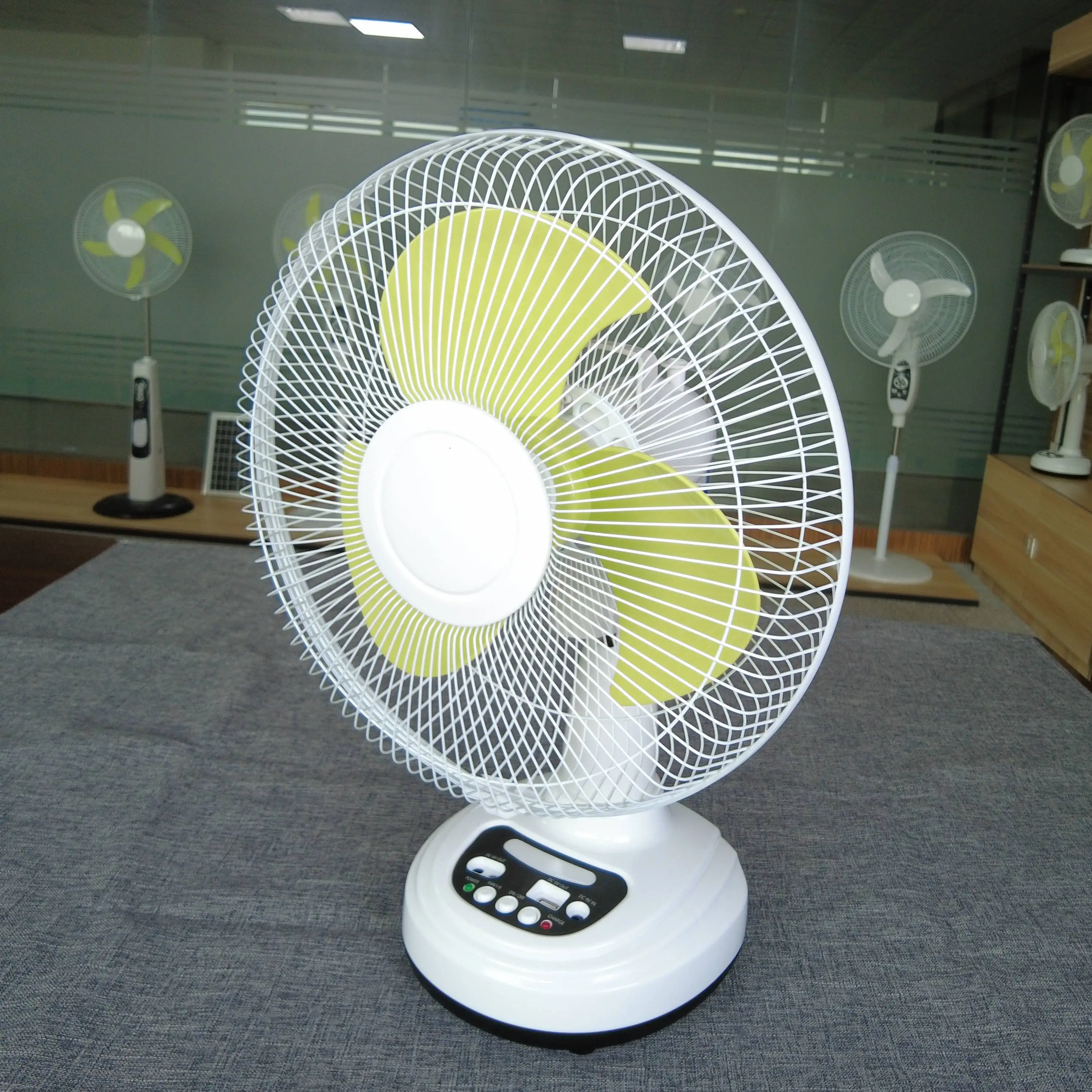 AC/DC Solar Table Fan Rechargeable 12 Inch Desk Fan With LED Light ...