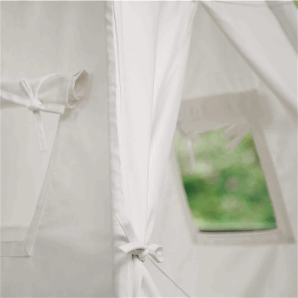 Classic artfully processed white cotton canvas large indoor/outdoor wood best selling house kids tent