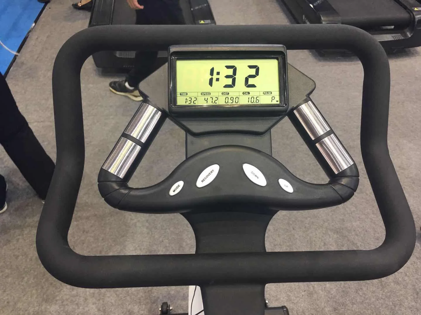 Land Fitness Ld-920 Spin Bike With Counter - Buy Magnetic Spin Bike,Mbh Fitness,Gym Equipment For Sale Product on Alibaba.com