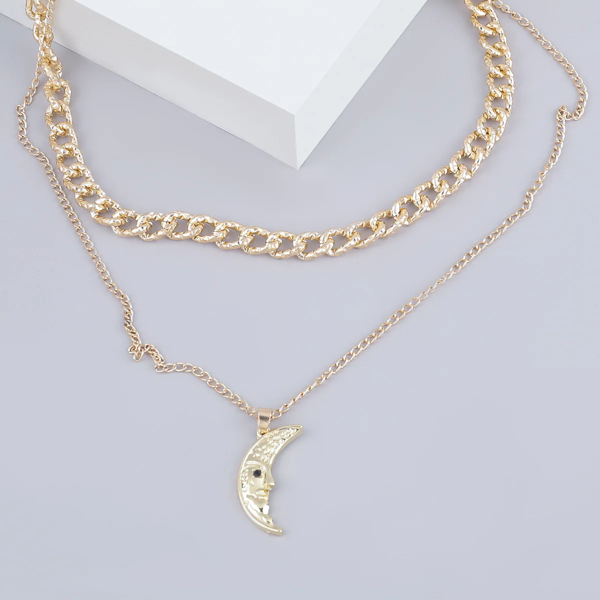 zooying时尚分层合金链项链月形吊坠项链女士
