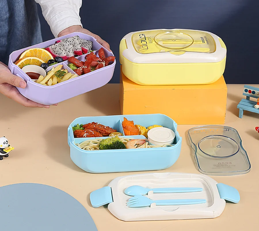 750ml Plastic Lunch Bento Box With 3 Compartments And Sauce Container ...