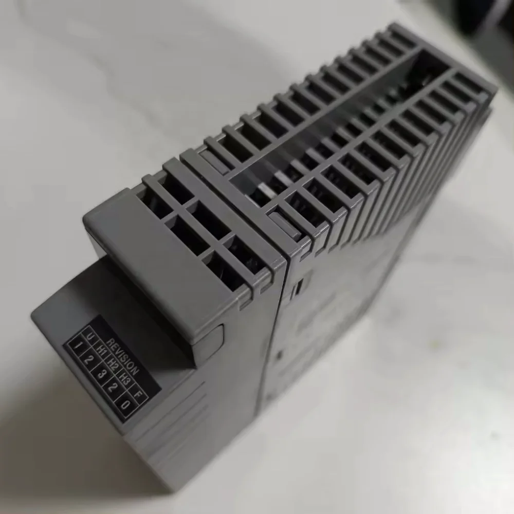 Modulo Uscita Digitale Yokogawa ADV569-P00 S1 Con Connettore – Usato Testato