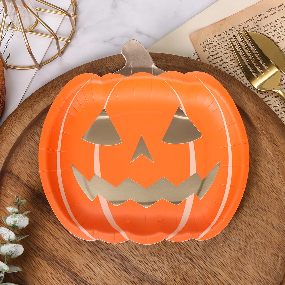 Halloween Plates Pumpkin Shaped Paper Plates Disposable for Halloween Decorations for Supplies Halloween Party Supplies Favor factory