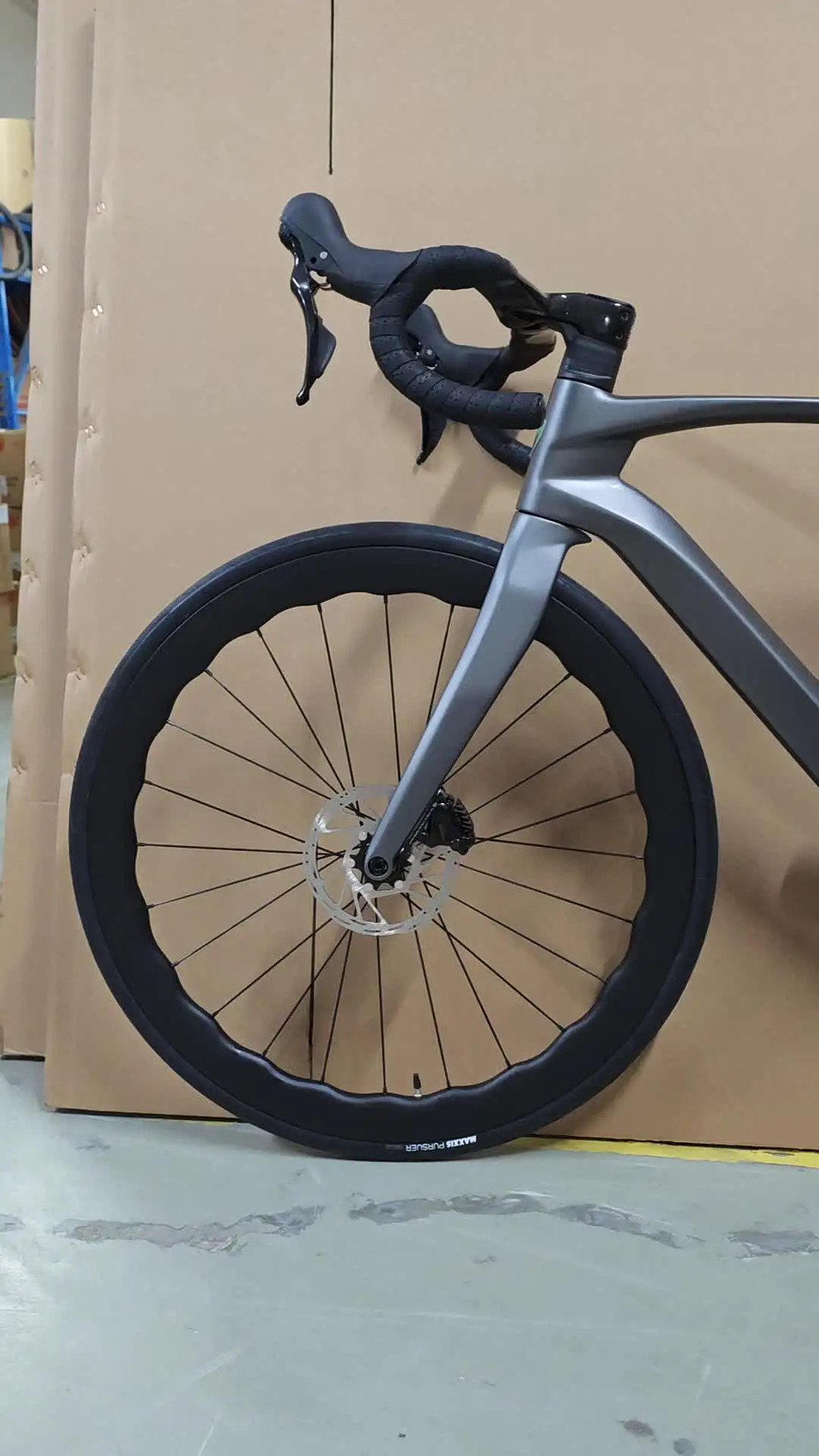 TWITTER CYCLONE レーシングロードバイク 自転車 700c SHIMANO 105