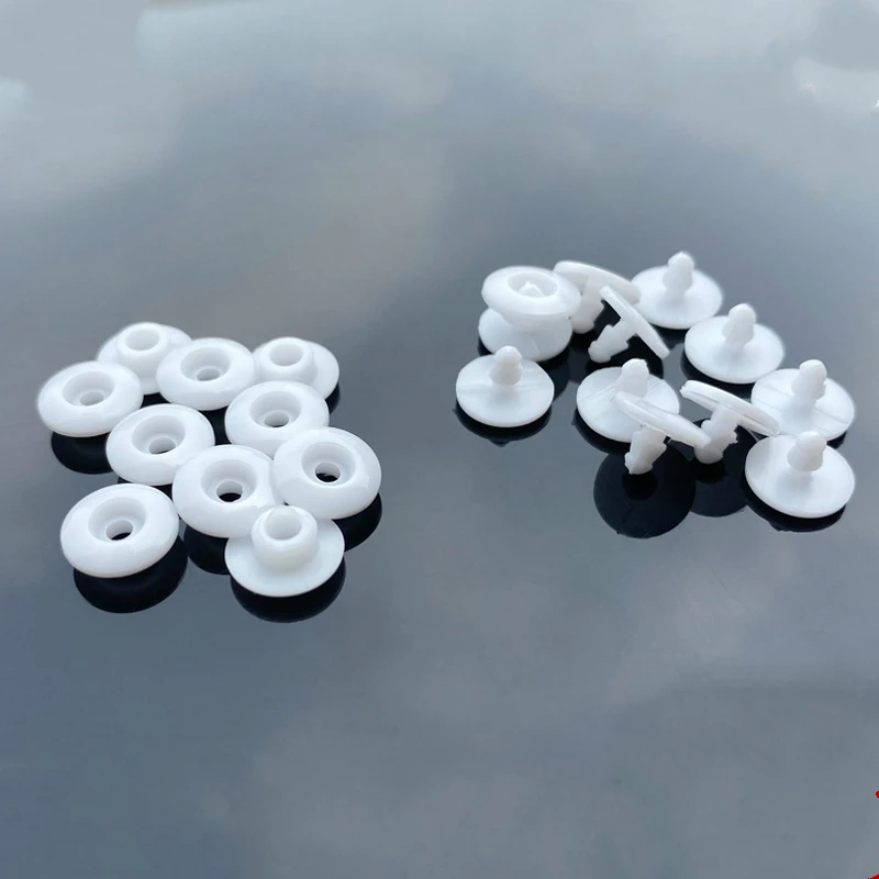 face shield button4