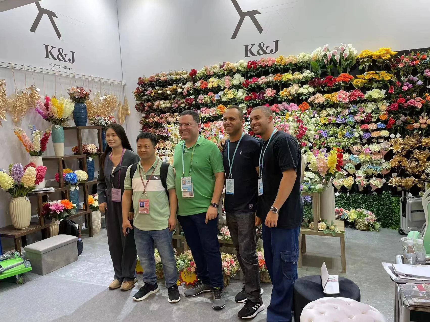 High Quality Silk 9 Head Rose Bunch Artificial Flowers Customized