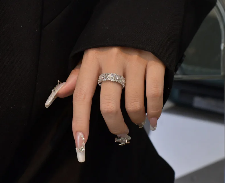 Luxury 925 Sterling Silver Ring for Women Full Diamond Niche Design with Exaggerated Personality Rhodium Plated for Anniversary