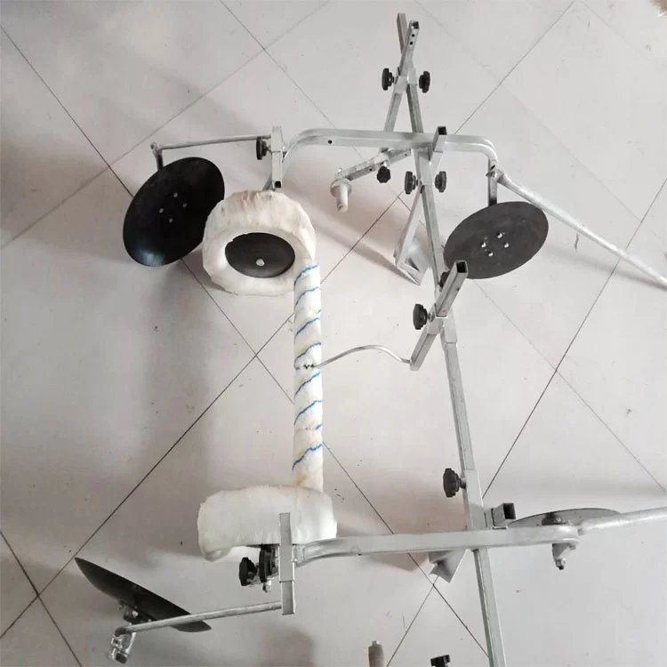 Manual Mulch Layer For Woven Mulch Plastic Laying Agricultural Tool