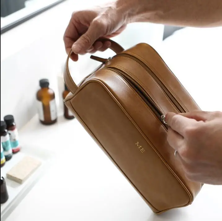 toiletry bag (2).jpg