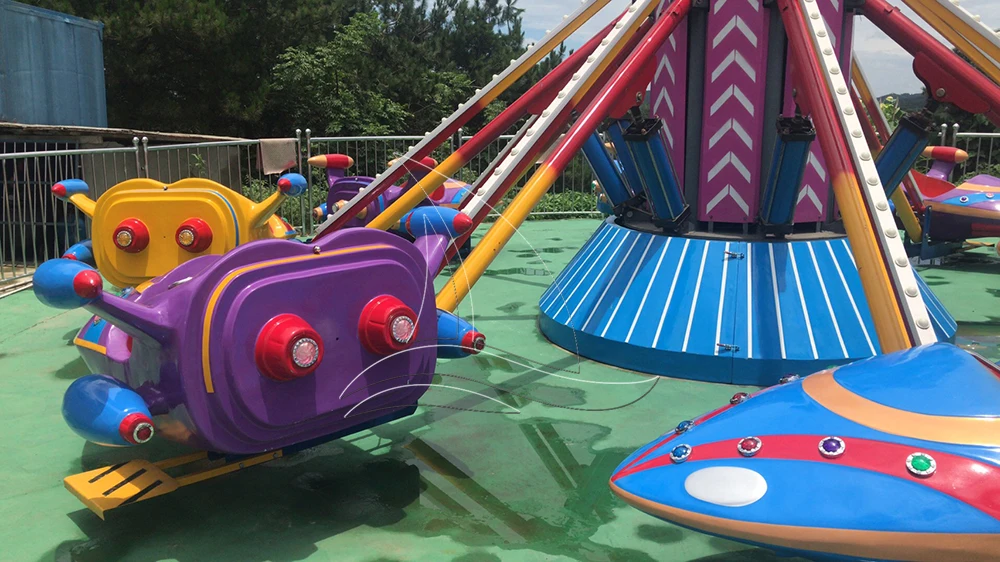 室内和室外娱乐游戏机小童机动游戏机自控制面出售